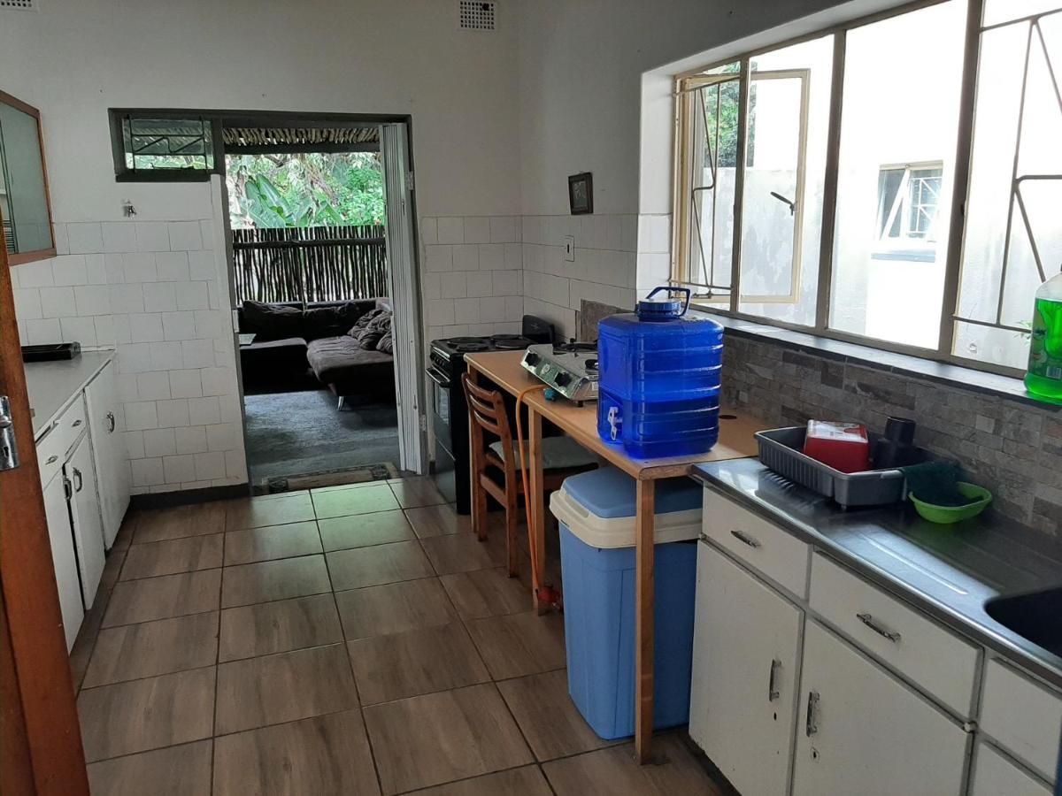 Elephant Walk Guesthouse And Back Packers Phalaborwa Buitenkant foto