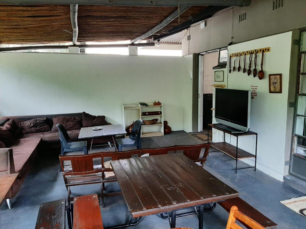 Elephant Walk Guesthouse And Back Packers Phalaborwa Buitenkant foto